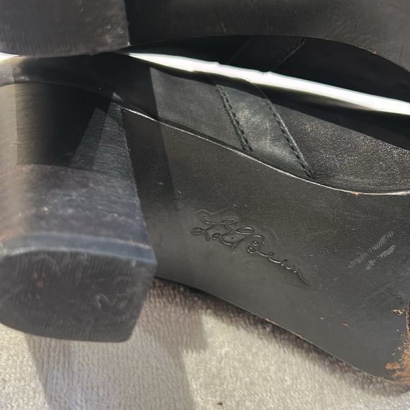 LLBean women black leather ankle boots /booties. Beautiful black leather. - Picture 9 of 9